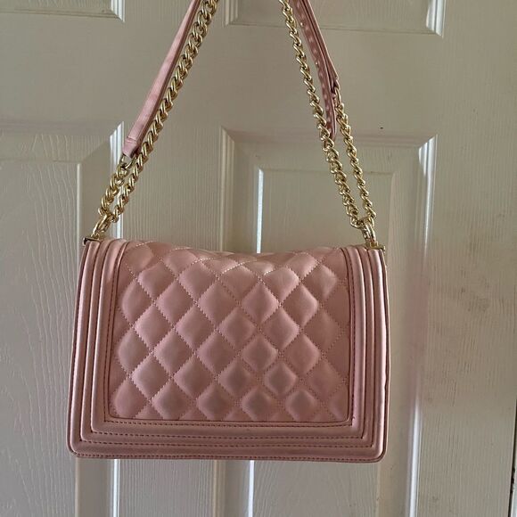 synthetic pink quilted shoulder/crossbody bag gold tone chain & accents - Picture 12 of 15